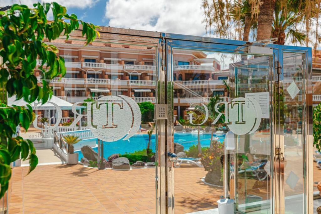 Tenerife Royal Gardens One Bedroom Apartment Playa de las Américas Exterior foto