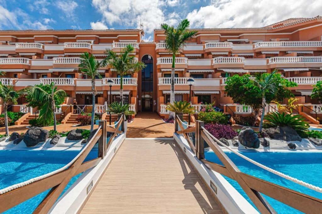 Tenerife Royal Gardens One Bedroom Apartment Playa de las Américas Exterior foto